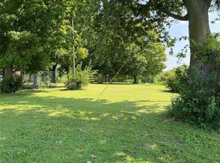 16399 Harrison Rd, Nashville, IL 62263