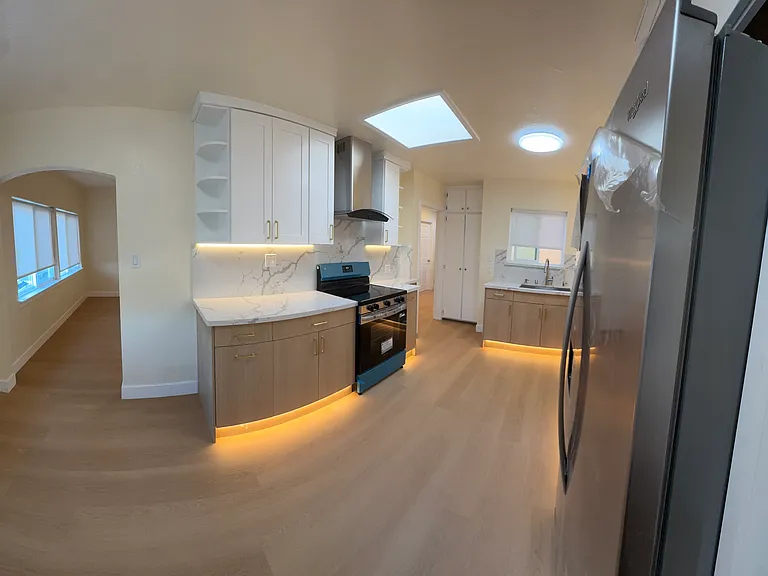 126 Margaret Ave — Photo 16