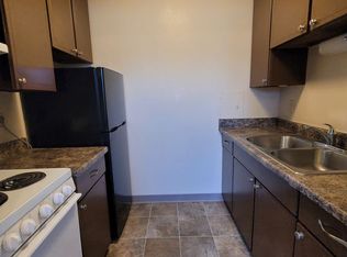 125 20th Ave SW #E3, Cedar Rapids, IA 52404