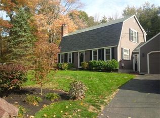 15 Wendy Dr, North Attleboro, MA 02760