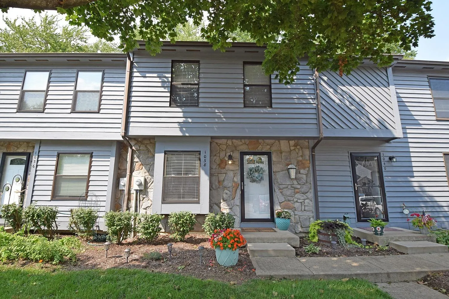 1038 Crisfield Dr photo 1