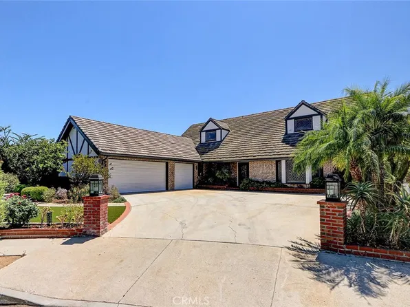 17002 Dearborn St, Northridge, CA 91325
