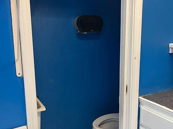 5th image of 3696 Dalton St