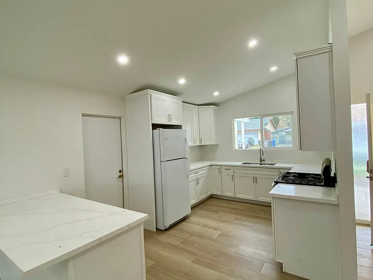 1464 Shipley Ct — Photo 5