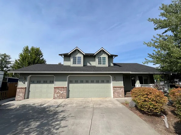 3111 NE Dennis Ct, Bend, OR 97701