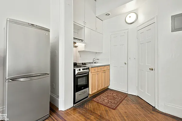 Rented by Brown Harris Stevens | media 2