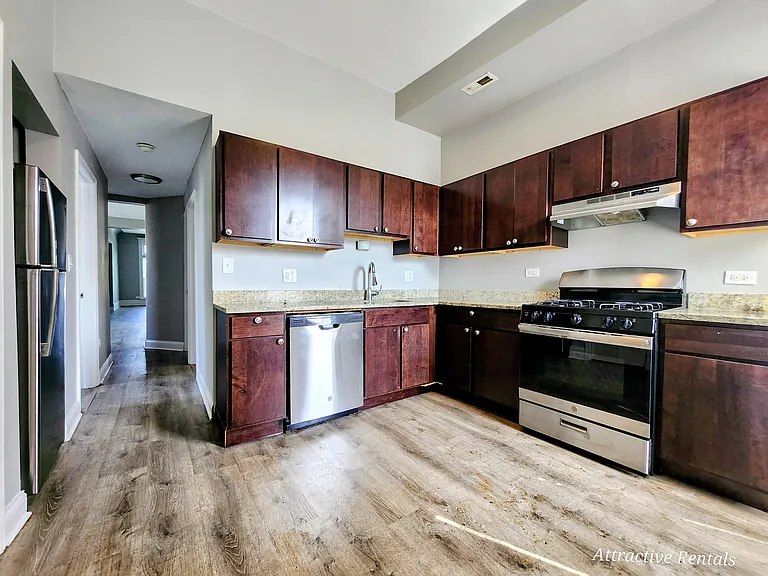 5700 S Wabash Ave #1 — Photo 12
