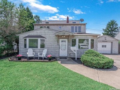 116 Old Oak Lane, Levittown, NY, 11756