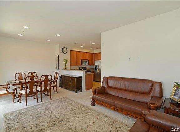 2nd image of 10581 Acacia Ln