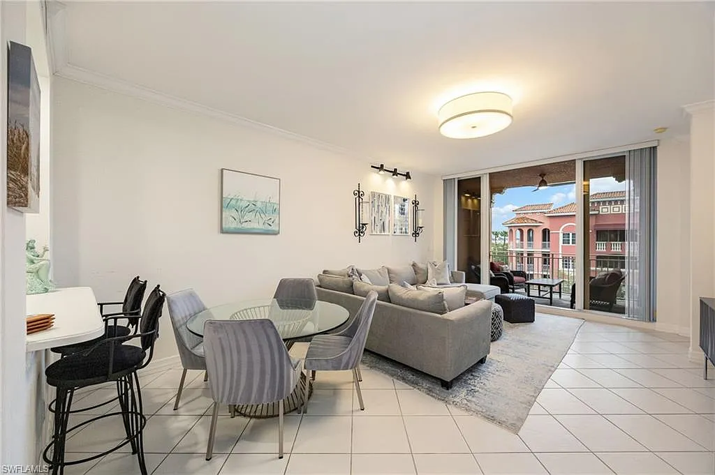 2 bed, 2.0 bath, 1344 sqft, $9,000 — Photo 1