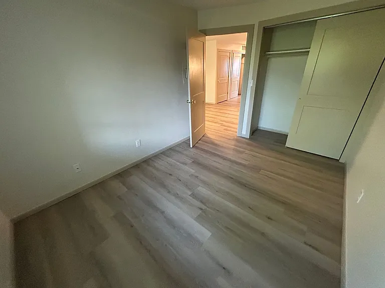25 Bluemound Ct — Photo 11
