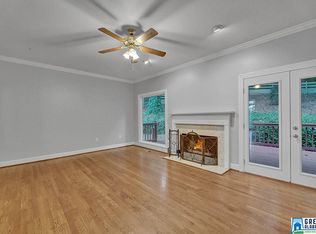 140 Summer Cir, Birmingham, AL 35242