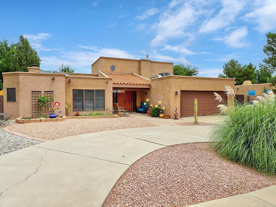 1st image of 1315 Camino Amparo NW