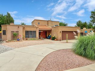 1315 Camino Amparo NW, Albuquerque, NM 87107