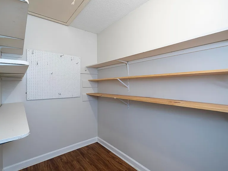 4 Baytree Ct #A — Photo 17