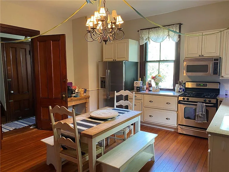 12 Clarke St — Photo 11