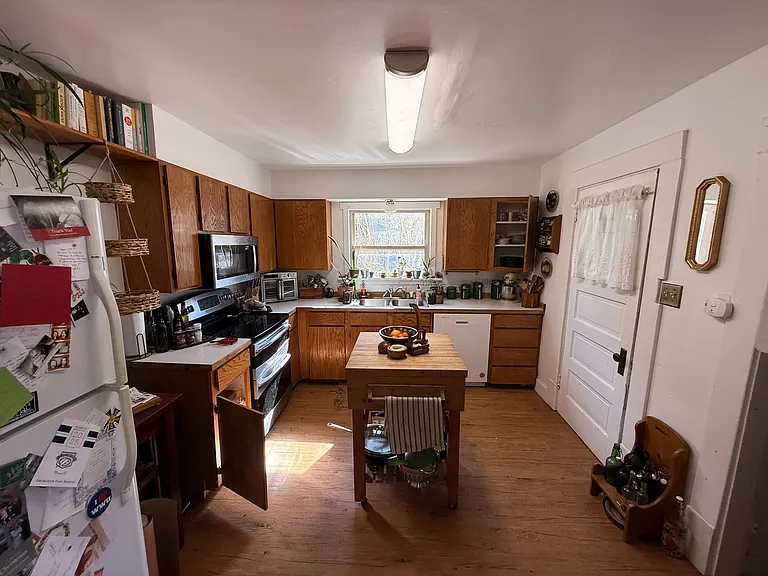 1447 Ellis St — Photo 10