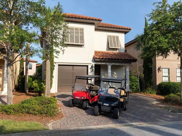 1943 Boardwalk Dr