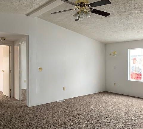 4th image of 668 W Minnesota Ave