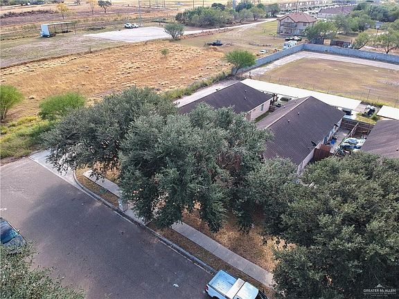 4th image of 1304 Acme Ln