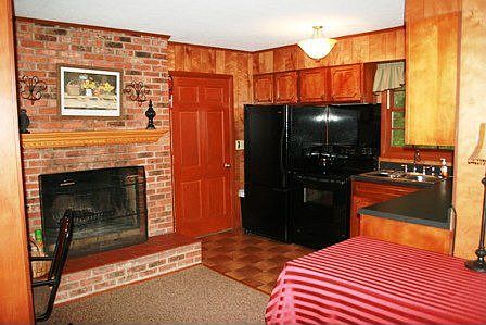 2nd image of 102 Boyd Dr