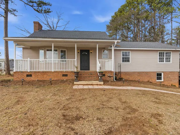 936 Miller Rd, Woodruff, SC 29388