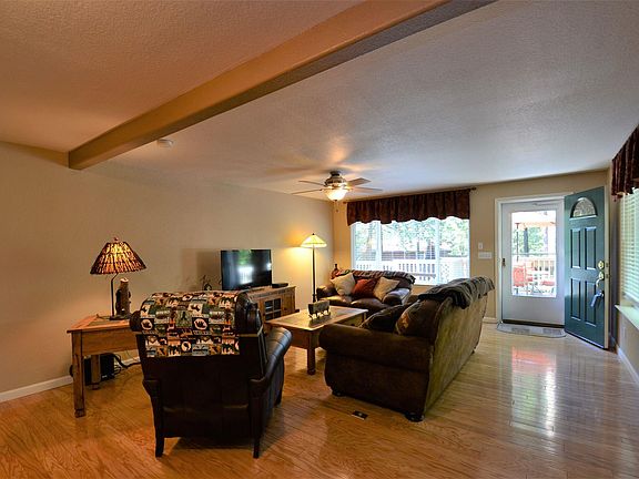 5th image of 22512 Golf Club Dr