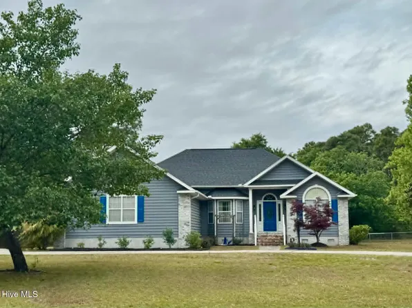 15 Stratford Place SW, Shallotte, NC 28470