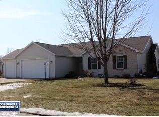 N9125 Petunia Ct, APPLETON, WI 54915