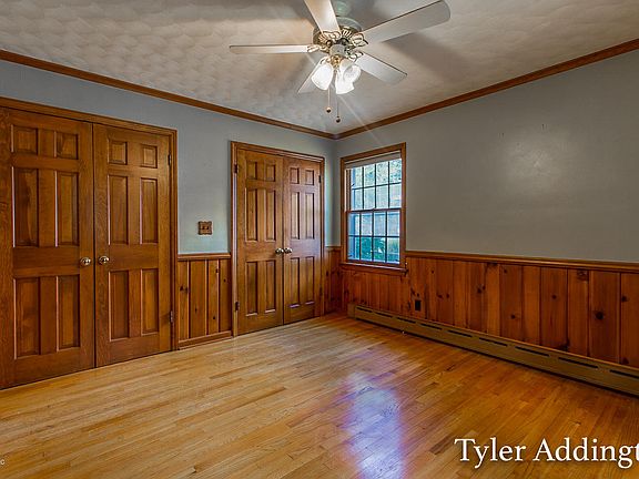 4th image of 3108 Rickman Ave NE