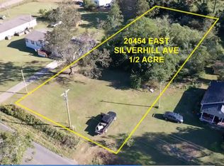 20454 Silverhill Ave E, Robertsdale, AL 36567