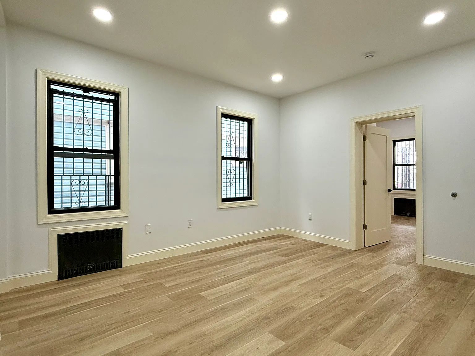 629 East 28th Street — Photo 3