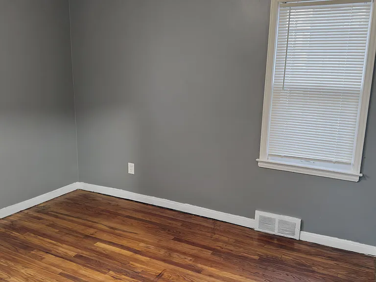 3625 Chatsworth St — Photo 12