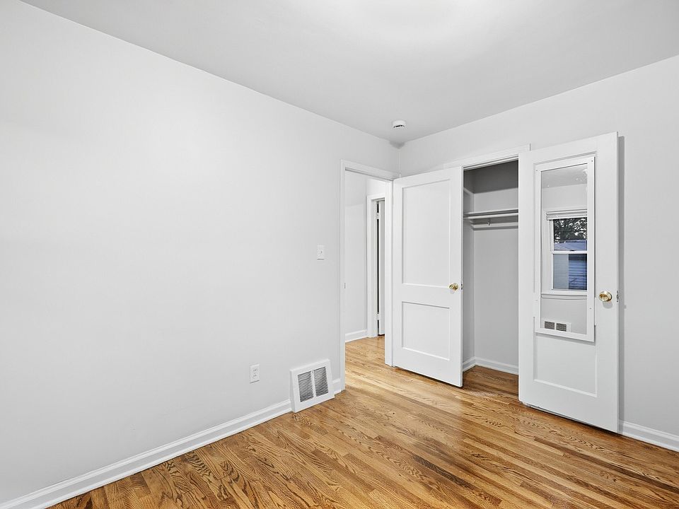 17535 Wall St, photo 18
