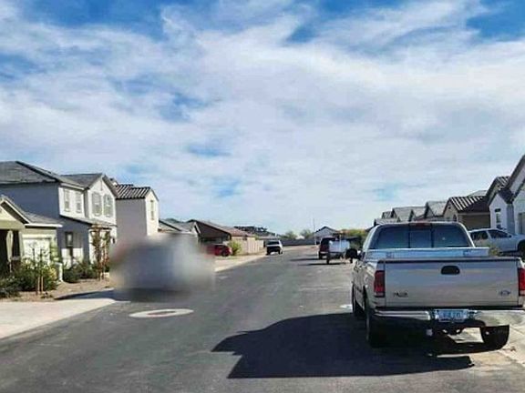 Exterior Neighborhood (street photo)