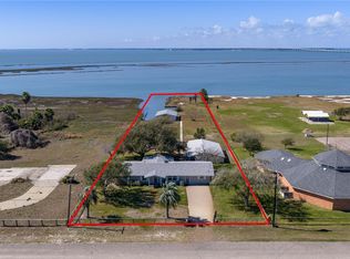 140 Front St, Rockport, TX 78382