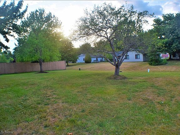 5th image of 10834 Fence Row Dr
