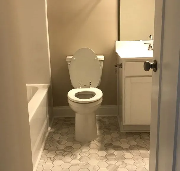 124 Smallwood Rd — Photo 11