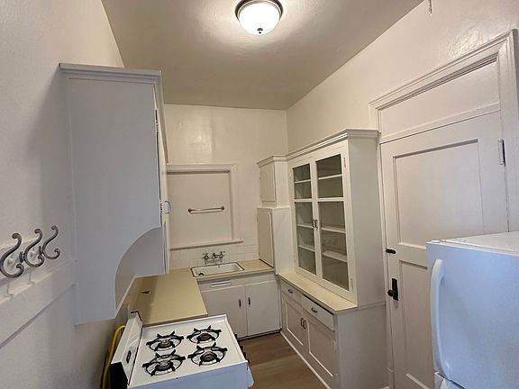 2nd image of 1214 W Sprague Ave #12