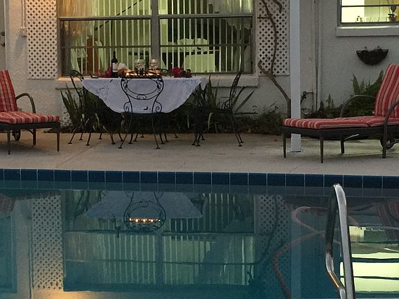 3rd image of 504 Balfour Dr