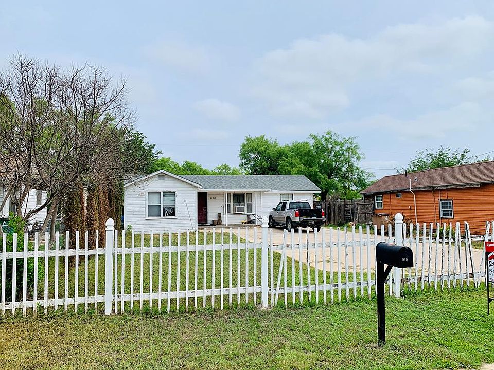 1st image of 318 W Avenue P