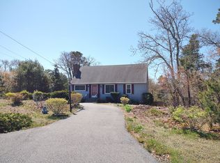 933 Queen Anne Rd, Harwich, MA 02645