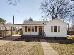 1014 N Commons St E, Tuscumbia, AL 35674