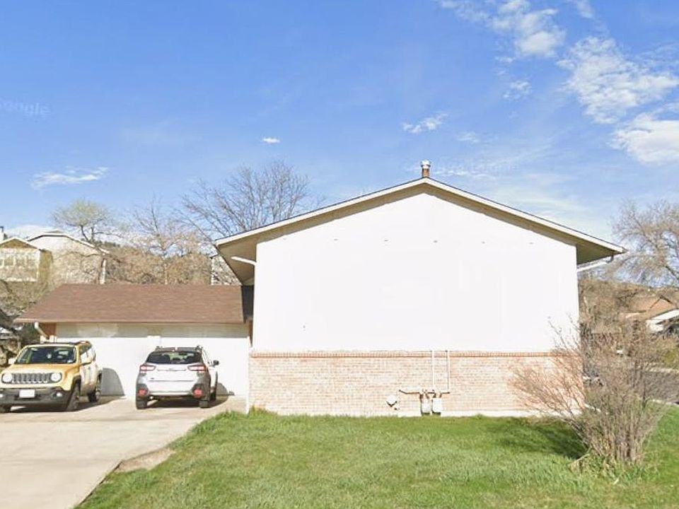 1st image of 1613 Banyan Dr #1-2