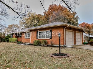 8858 E 63rd St, Raytown, MO 64133