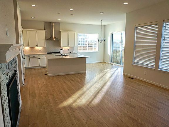 2nd image of 434 Buckskin Rd