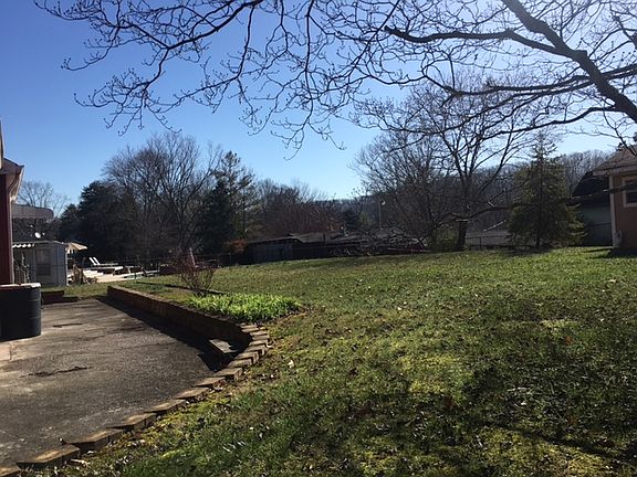 2nd image of 2104 Norvell Dr