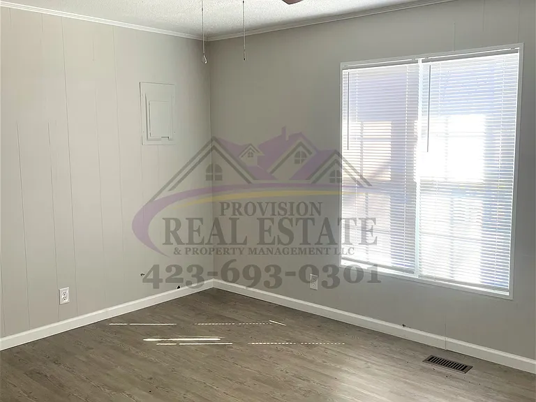 925 Lowery St NE — Photo 4