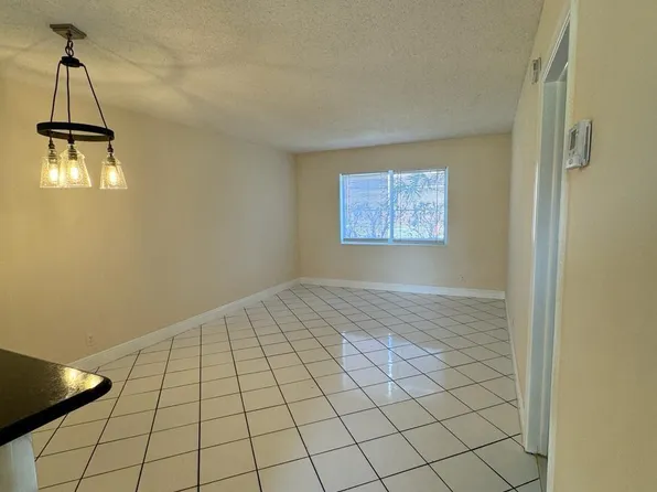 3300 NE 10th Terrace #19, Pompano Beach, FL 33064