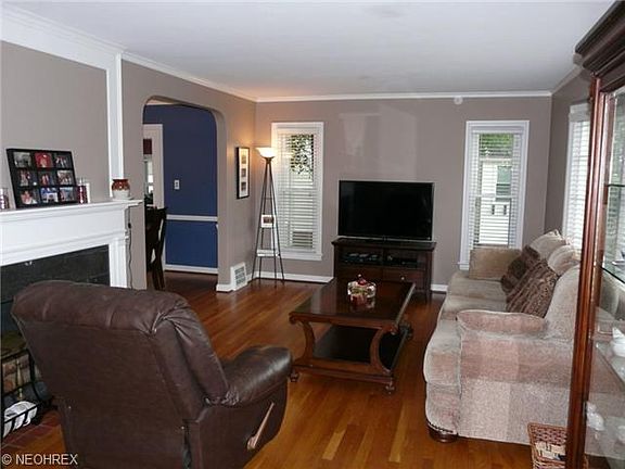 2nd image of 4017 W 204th St